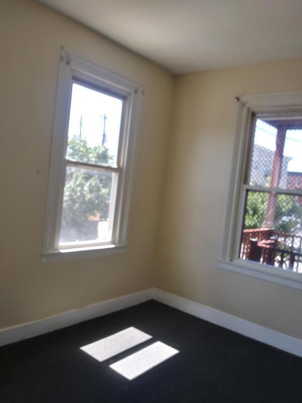 Foto del edificio - 2202 N Charles St