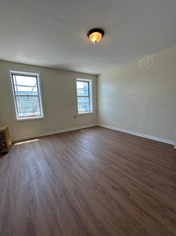 Building Photo - 734 E 43rd St
