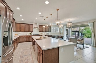 Building Photo - 505 Punto Vallata Dr