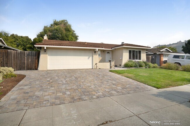 Building Photo - 6162 Blossom Ave