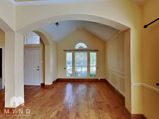 Foto del edificio - 10805 Winged Foot Dr