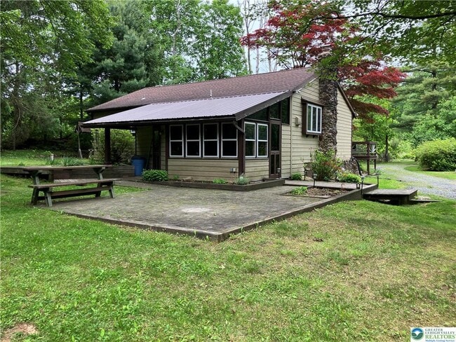 Building Photo - 7450 St Peters Rd
