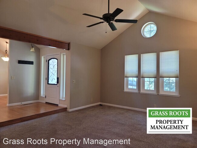 Building Photo - 3 br, 2 bath House - 12781 Roadrunner Drive