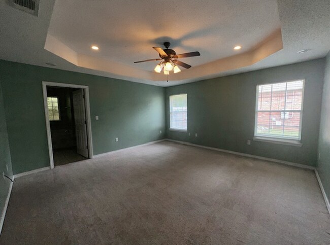 Foto del edificio - 4821 Acorn Dr