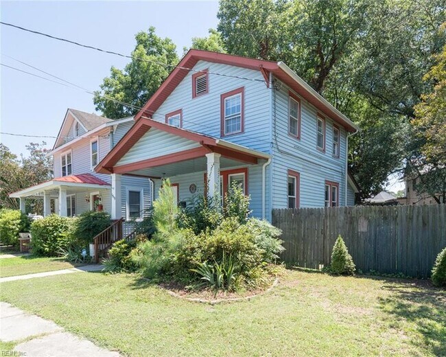 Photo - 1519 Mathews Terrace Unit House