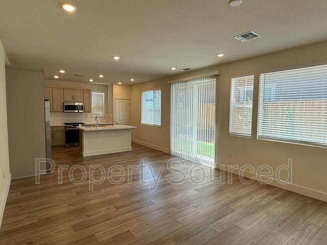 Building Photo - 1724 Jade Pl