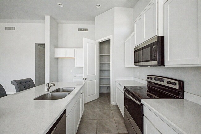 Foto del edificio - 13316 S 190th Ave