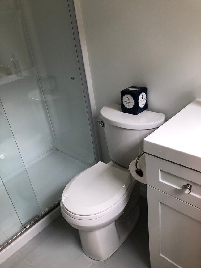 123 Westwood Cir, Dingmans Ferry, PA 18328 House Rental in Dingmans