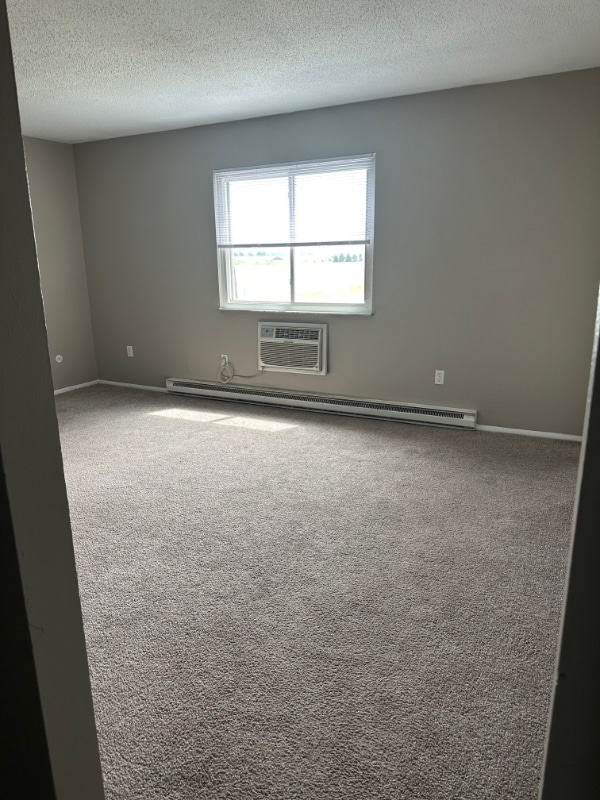 Building Photo - 7451 Lunitas Ln