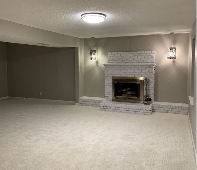 Foto del edificio - 105 Merrywood Cir