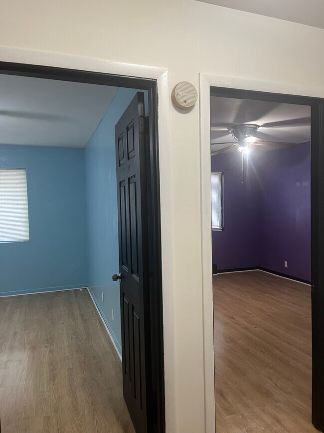 Foto del edificio - 550 Harding Pl