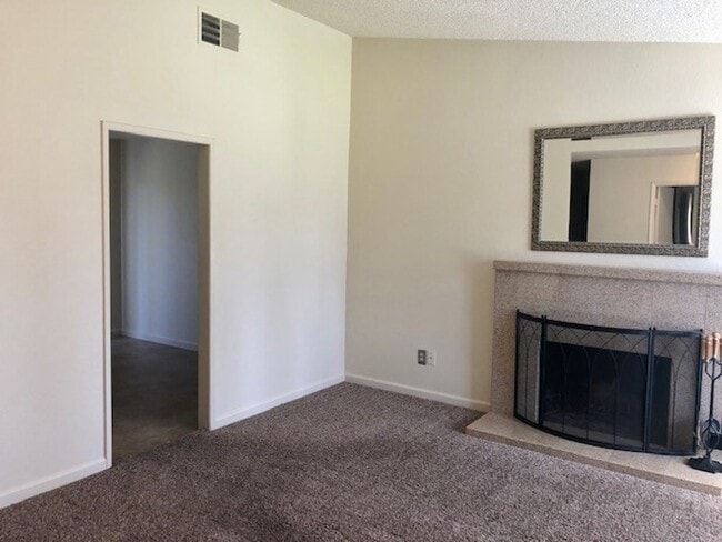 Photo - Cute and Sunny 3 Bedroom, 2 Bathroom Home