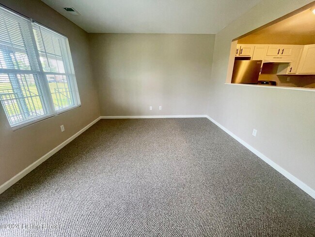 Building Photo - 260 Faro Ct