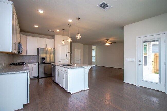 Building Photo - 3413 Knighton Hill Dr