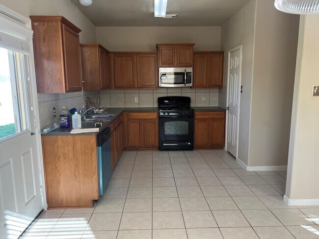 Foto del edificio - 4119 Barossa Valley Ln