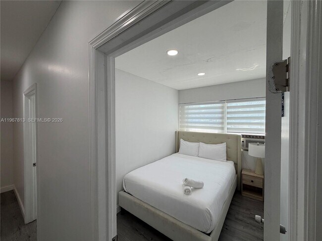 Foto del edificio - 10002 E Bay Harbor Dr