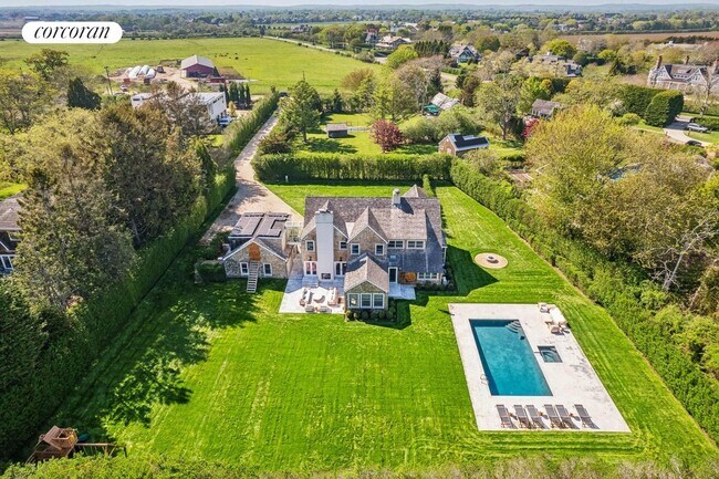 Building Photo - 25 Jobs Ln