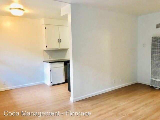 Foto del edificio - 3504-3506 W Florence Ave