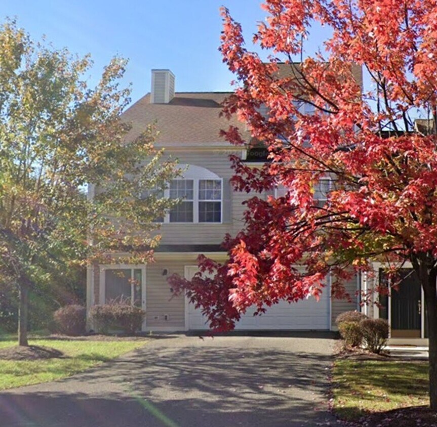 Primary Photo - 170 Kitty Ln