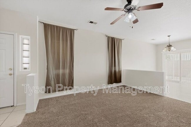 Building Photo - 5648 Valle Alegre Pl NW