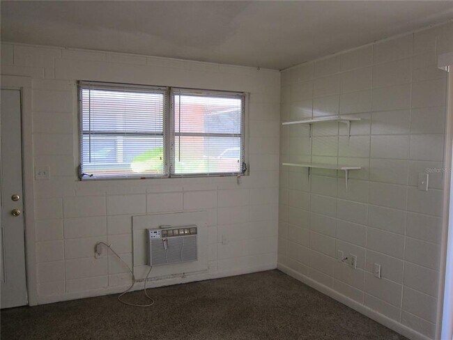 Foto del edificio - 1933 NW 4th Ave