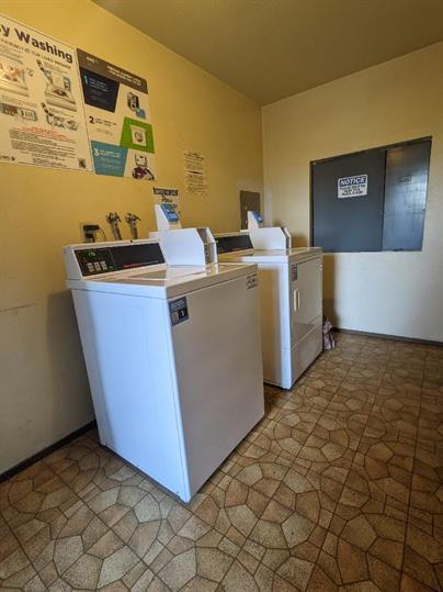 Building Photo - 2 bedroom in Tacoma WA 98404