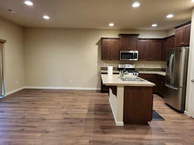Foto del edificio - 7356 NW 168th Ave