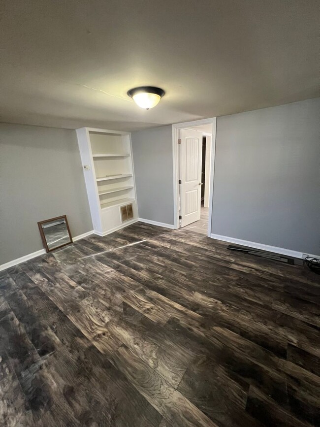 Foto del edificio - 2 bed/1 bath home