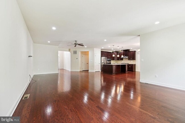 Building Photo - 42938 Courtland Chase Square