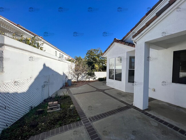 Building Photo - 55+ Oceanside Hills Country Club 2Bd/2Ba