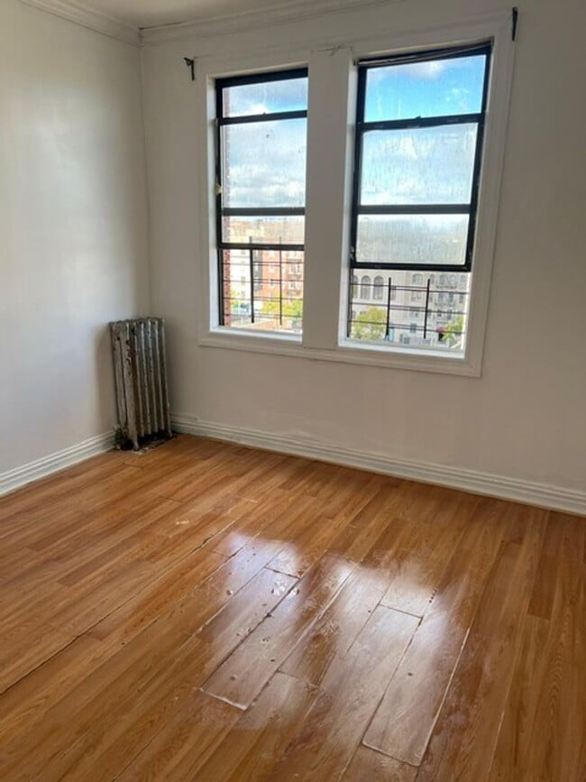 Building Photo - 248 Audubon Ave