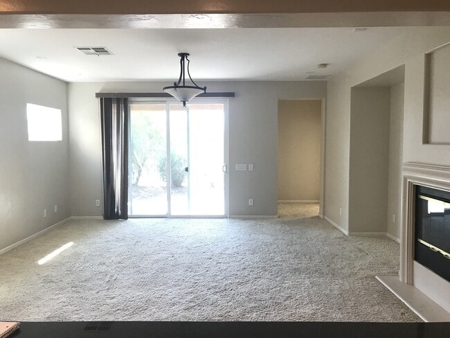 Building Photo - 4 Bedroom Home in Silverstone Coming Soon!