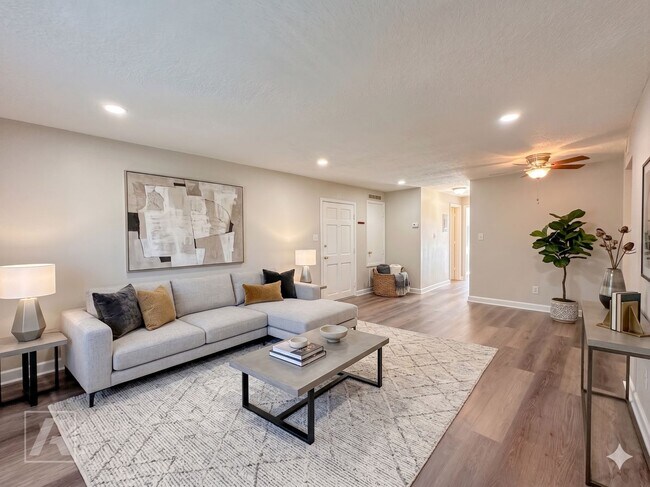 Foto del edificio - 3323 N Westmoreland Dr