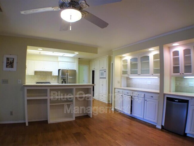 Building Photo - 38 Guynn Bridge Ct