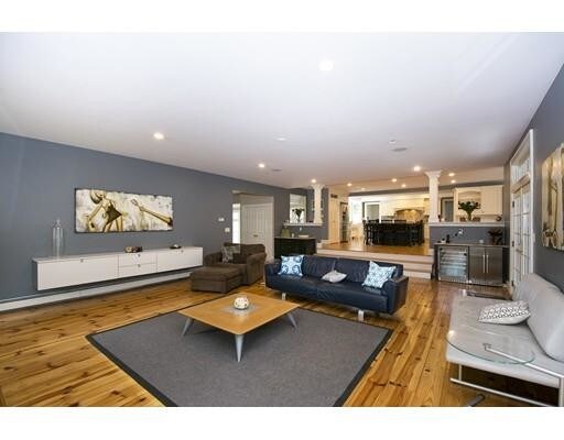 Foto del edificio - 148 Pond St