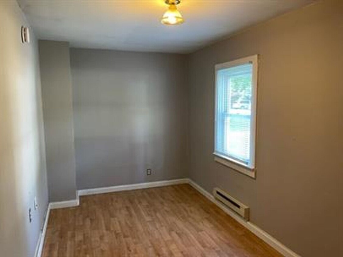 Foto del edificio - 302 W Eureka St