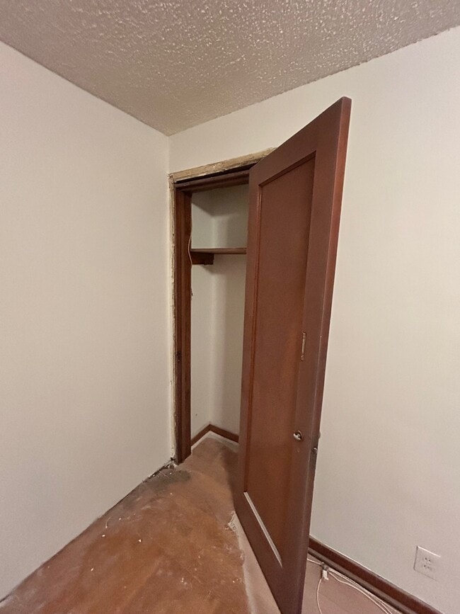 Building Photo - 4315 Antisdale St