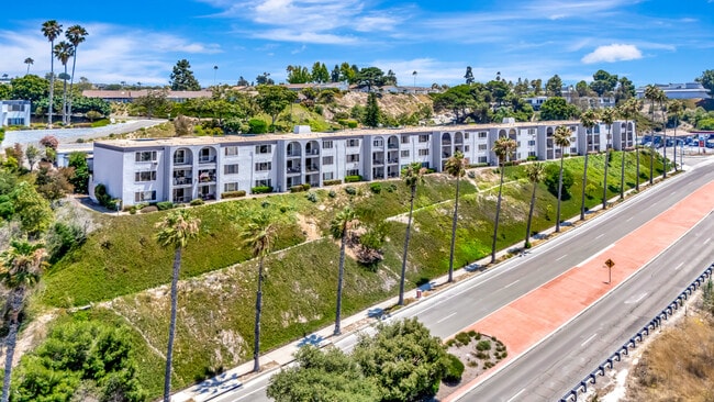 Building Photo - 3606 Vista Rey