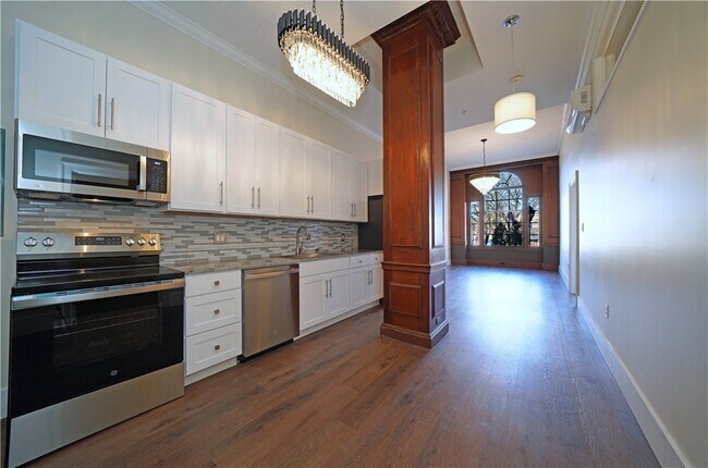 Foto del edificio - 184 N Main St