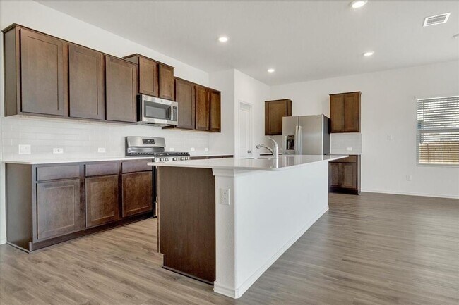 Foto del edificio - 816 Mallow Rd