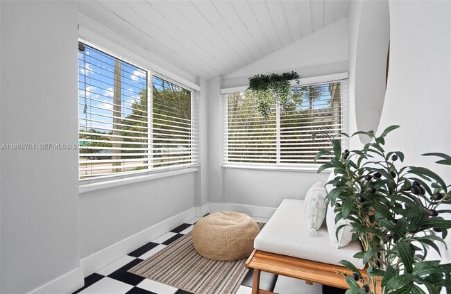 Foto del edificio - 1636 Arthur St