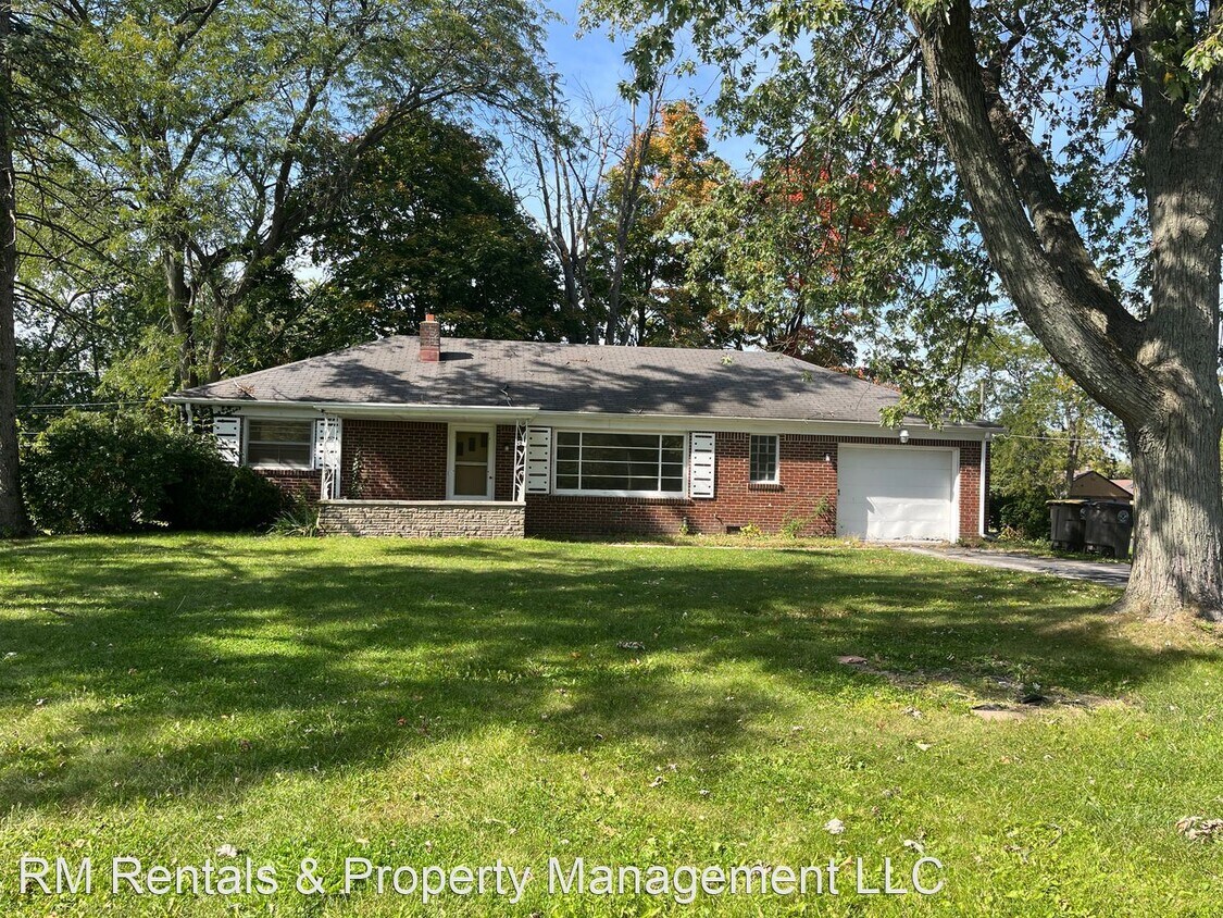 2 br, 1 bath House 5304 North Bend Dr. House Rental in Fort Wayne