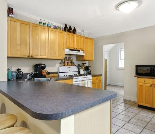 Primary Photo - 12 Cutter Ave