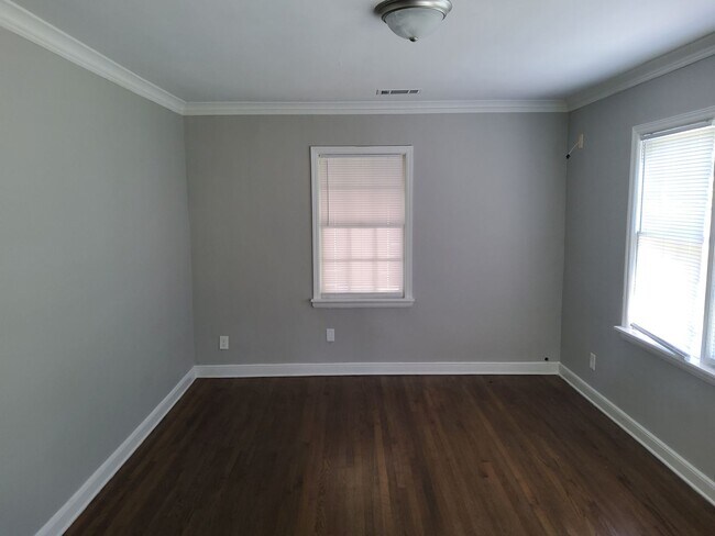 Building Photo - Welcome to 4125 Michael!