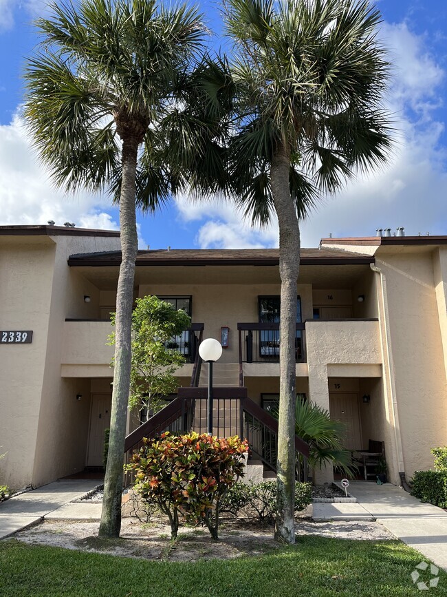 Building Photo - 2339 SW 15th St