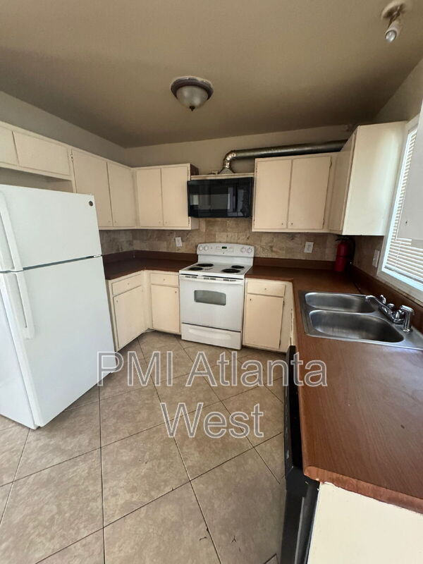 Foto del edificio - 843 Garden Walk Blvd