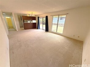Building Photo - 94-676-676 Makaamoamo Pl