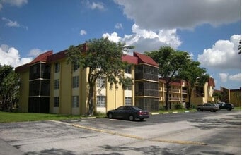 Building Photo - 3490 Foxcroft Rd