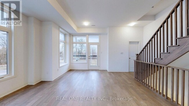 Building Photo - 125 Markland St