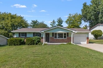 Building Photo - 1517 Lincoln Dr